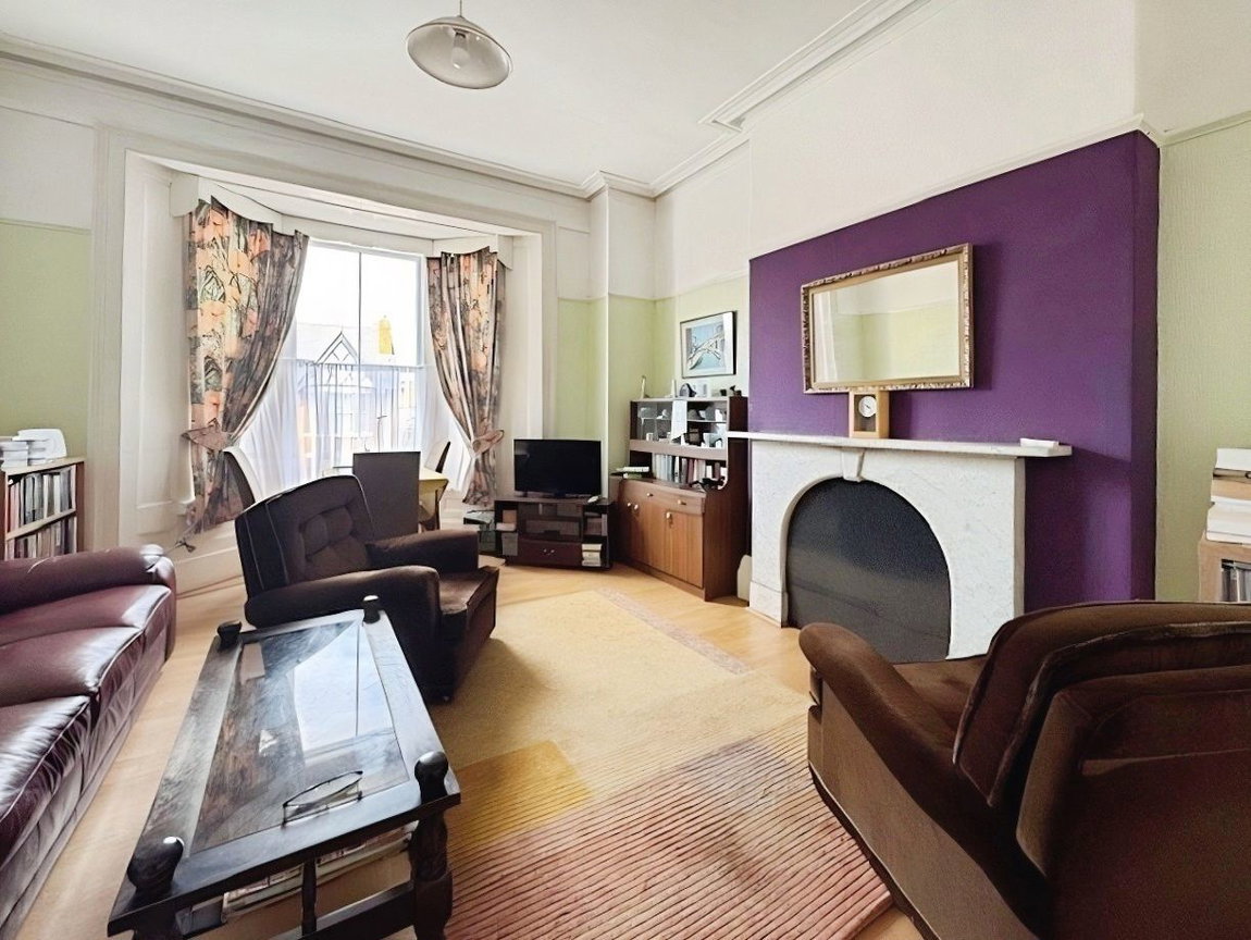 0d316916-FLAT-202-20LOUNGE_1787141677897.jpg