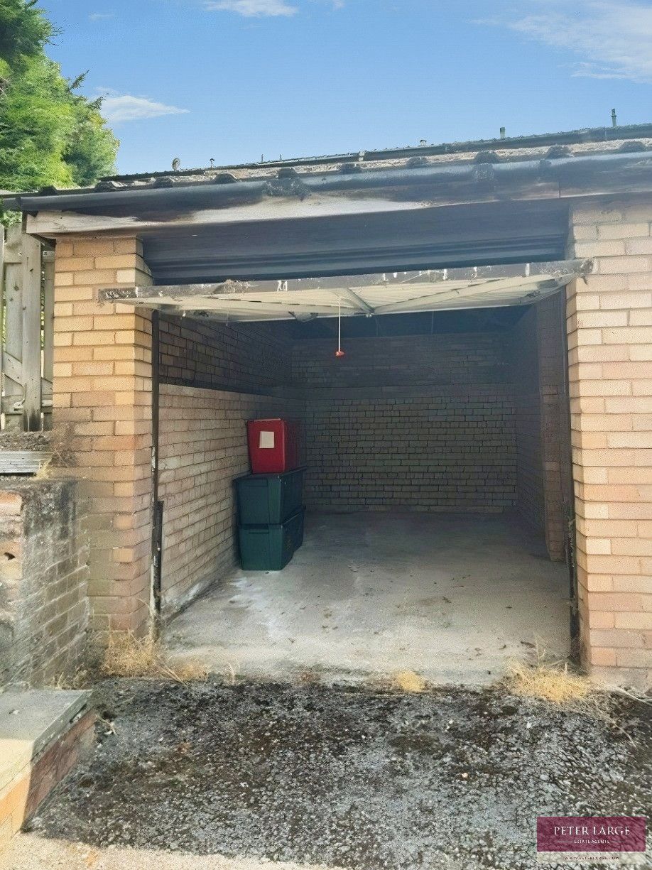 150c3b1c-Garage-204_1784804113318.jpg