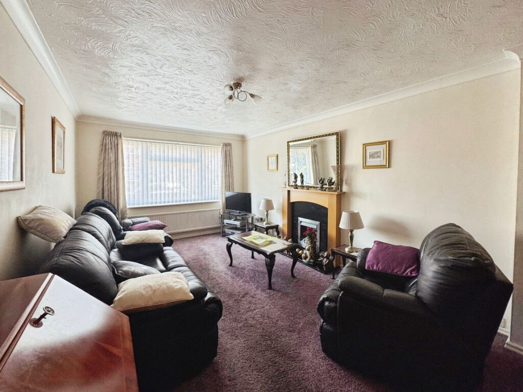 Trem yr Afon, Kinmel Bay, Conwy LL18 5JB
