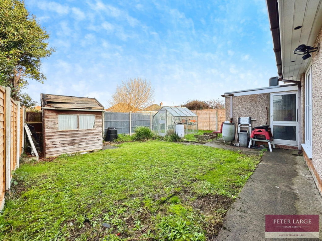 40 Spruce Avenue, Rhyl, LL18 3US