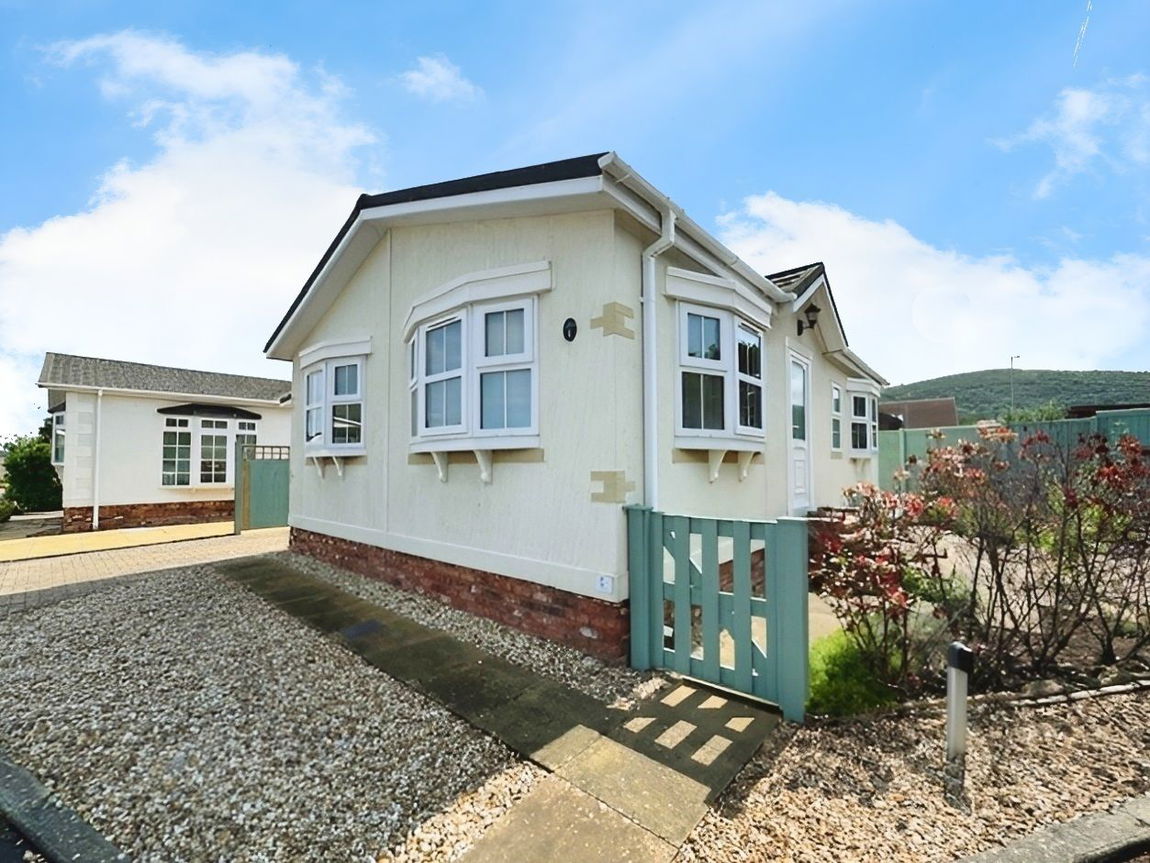 Morfa Ddu, St James Drive, Prestatyn, Denbighshire LL19 8EX
