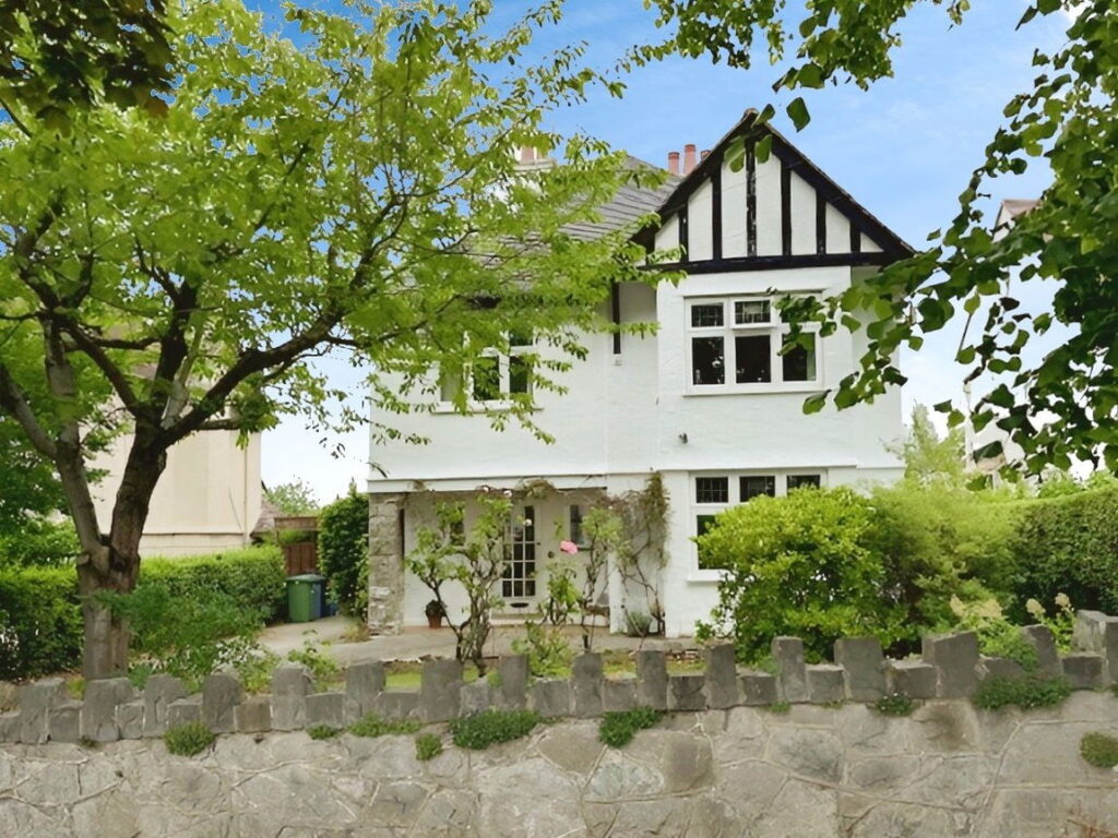 Property Image 0