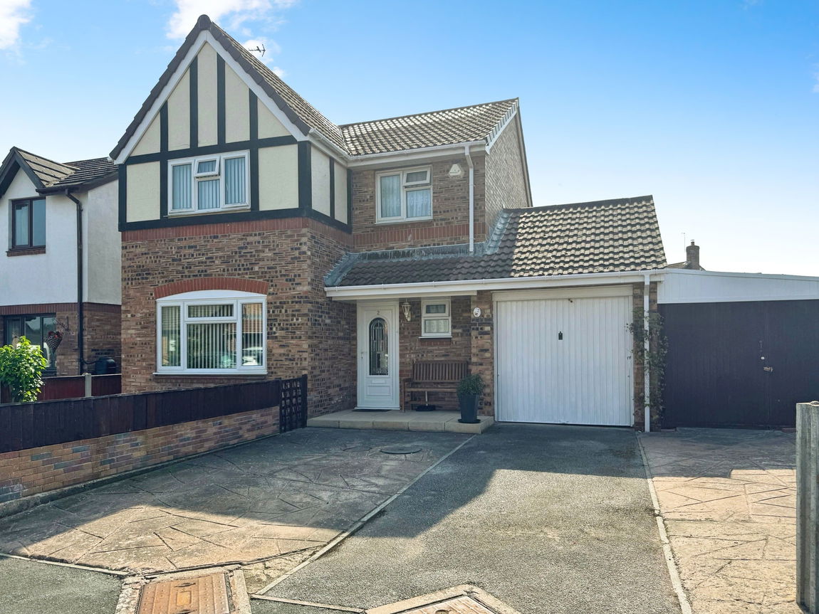 Trem yr Afon, Kinmel Bay, Conwy LL18 5JB