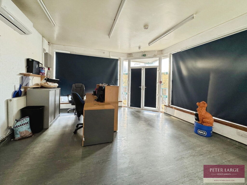 1 Vaughan Street, Rhyl, LL18 1TB