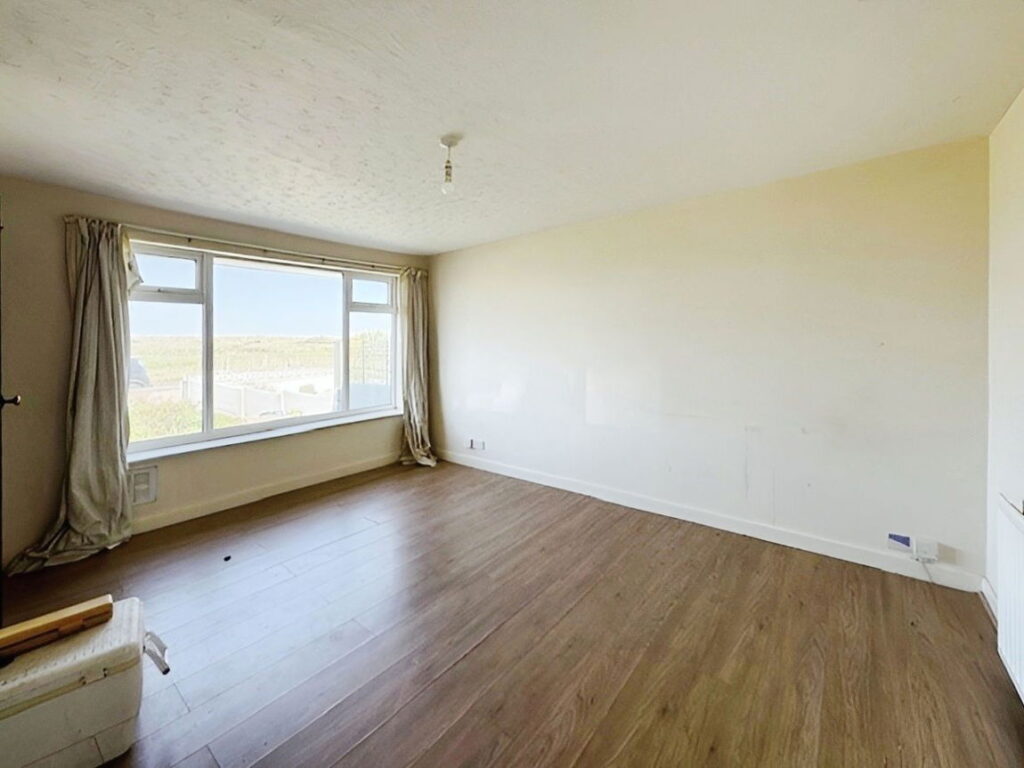 Marine Road East, Prestatyn, Denbighshire LL19 7HS