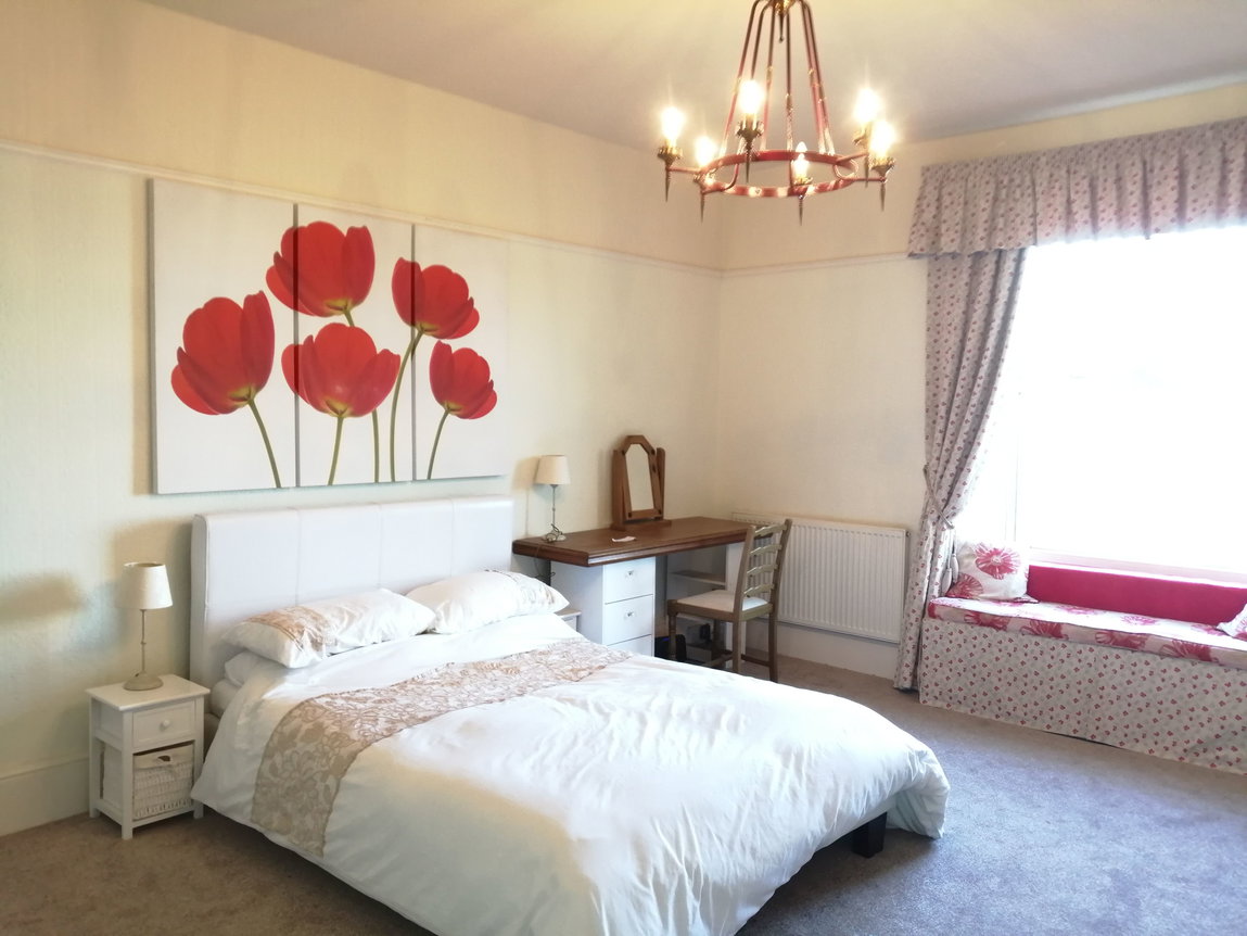 Bedroom_d_1785338619373.jpg