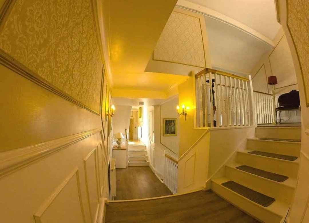 Hallway-third-floor_1_1785338771829.png