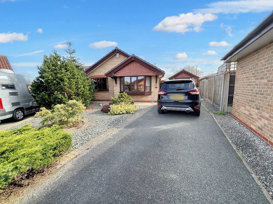 Lon Caradog, Abergele, Conwy, LL22 7DE
