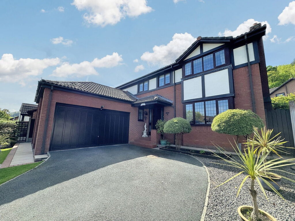 Property Image 0