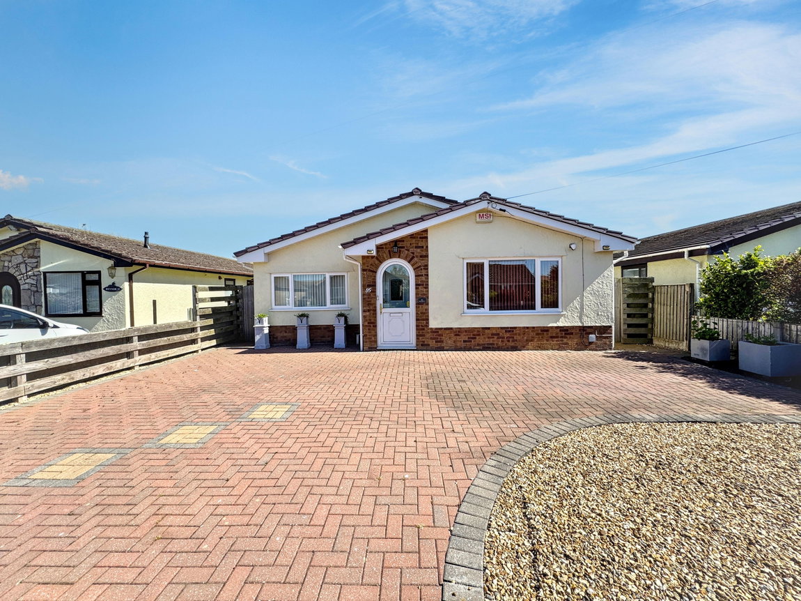 Towyn Way West, Towyn, Conwy, LL22 9LF