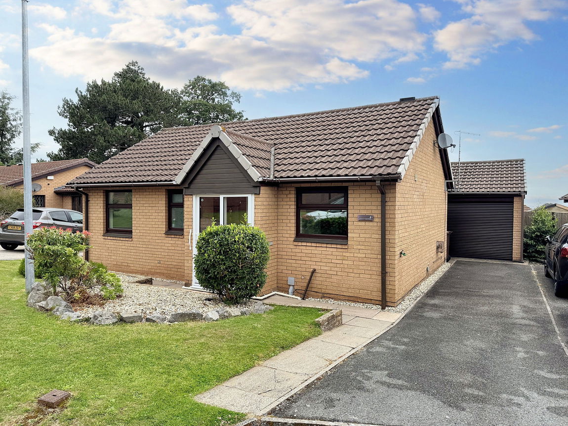 Bryn Clwyd, Abergele, Conwy, LL22 8QN
