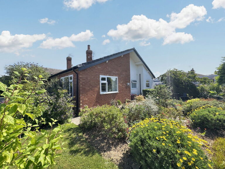 Wentworth Avenue, Abergele, Conwy Image