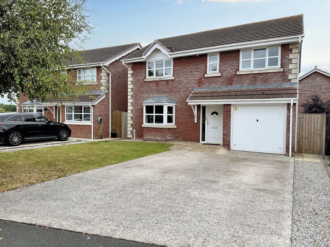 Parc Y Castell, Towyn, Abergele, LL22 9NZ