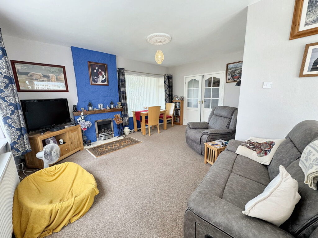 Brynhyfryd Grove, Abergele, LL22 7HD
