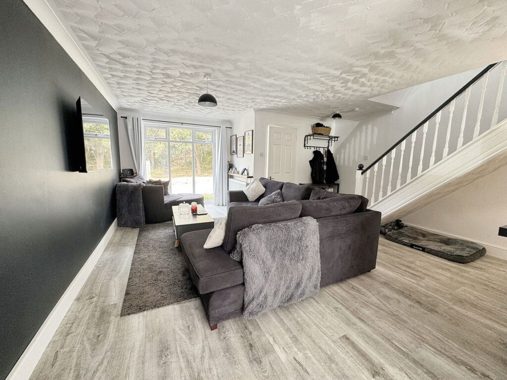 Llys Y Mor, Abergele, LL22 7PE