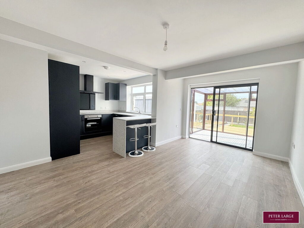 Penley Avenue, Prestatyn, Denbighshire LL19 7RT
