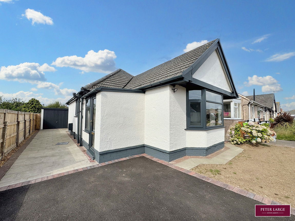 Penley Avenue, Prestatyn, Denbighshire LL19 7RT