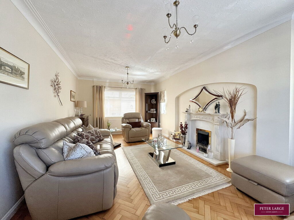 Eden Avenue, Prestatyn, Denbighshire LL19 9DL