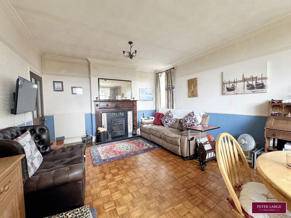 Tremeirchion Road, Rhuallt, LL17 0TE