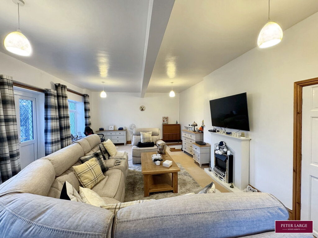 Penyffordd, Flintshire CH8 9HH