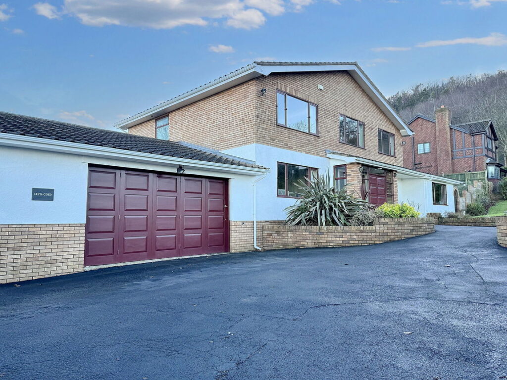 Property Image 0