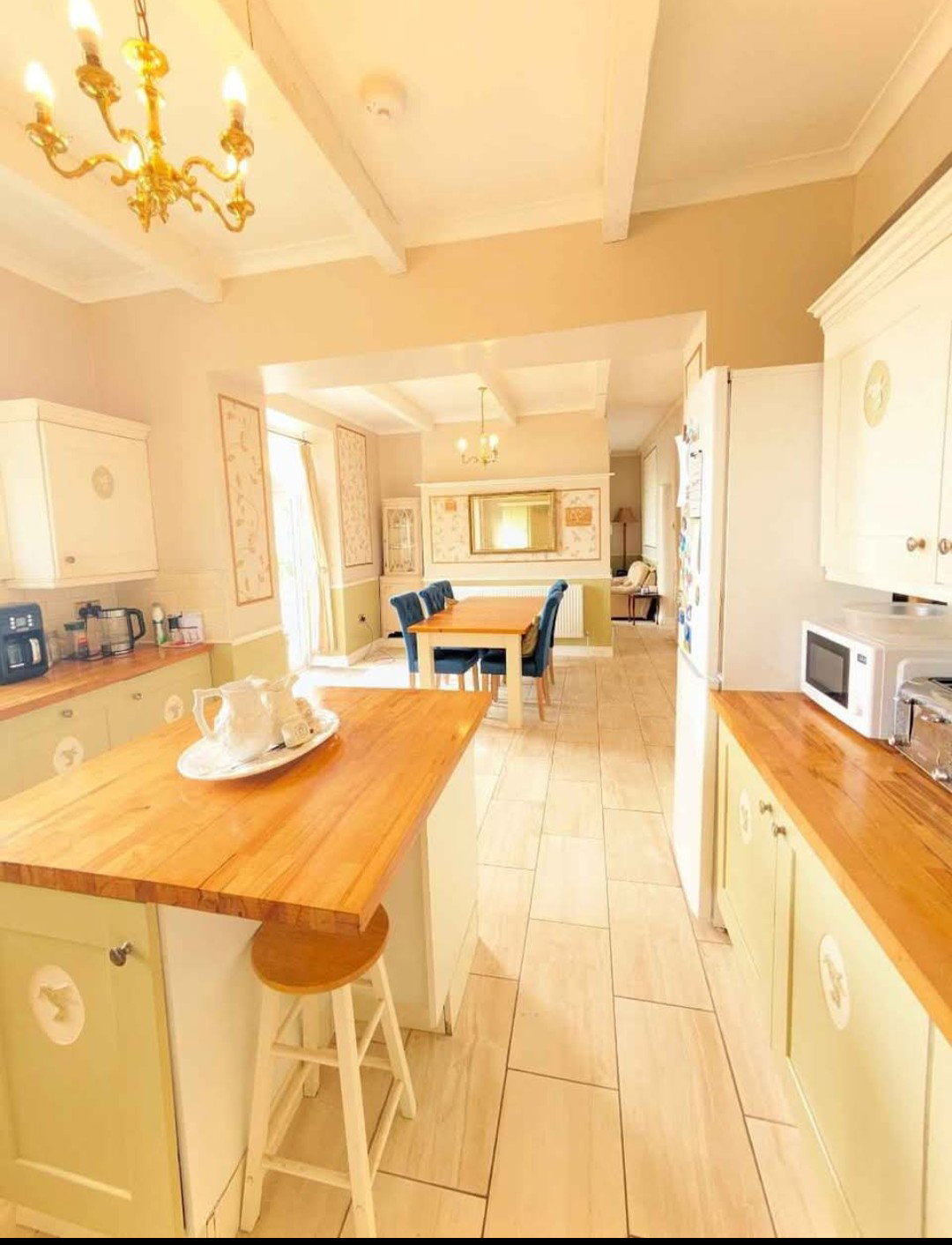 Main-kitchen_1_1785338771830.png