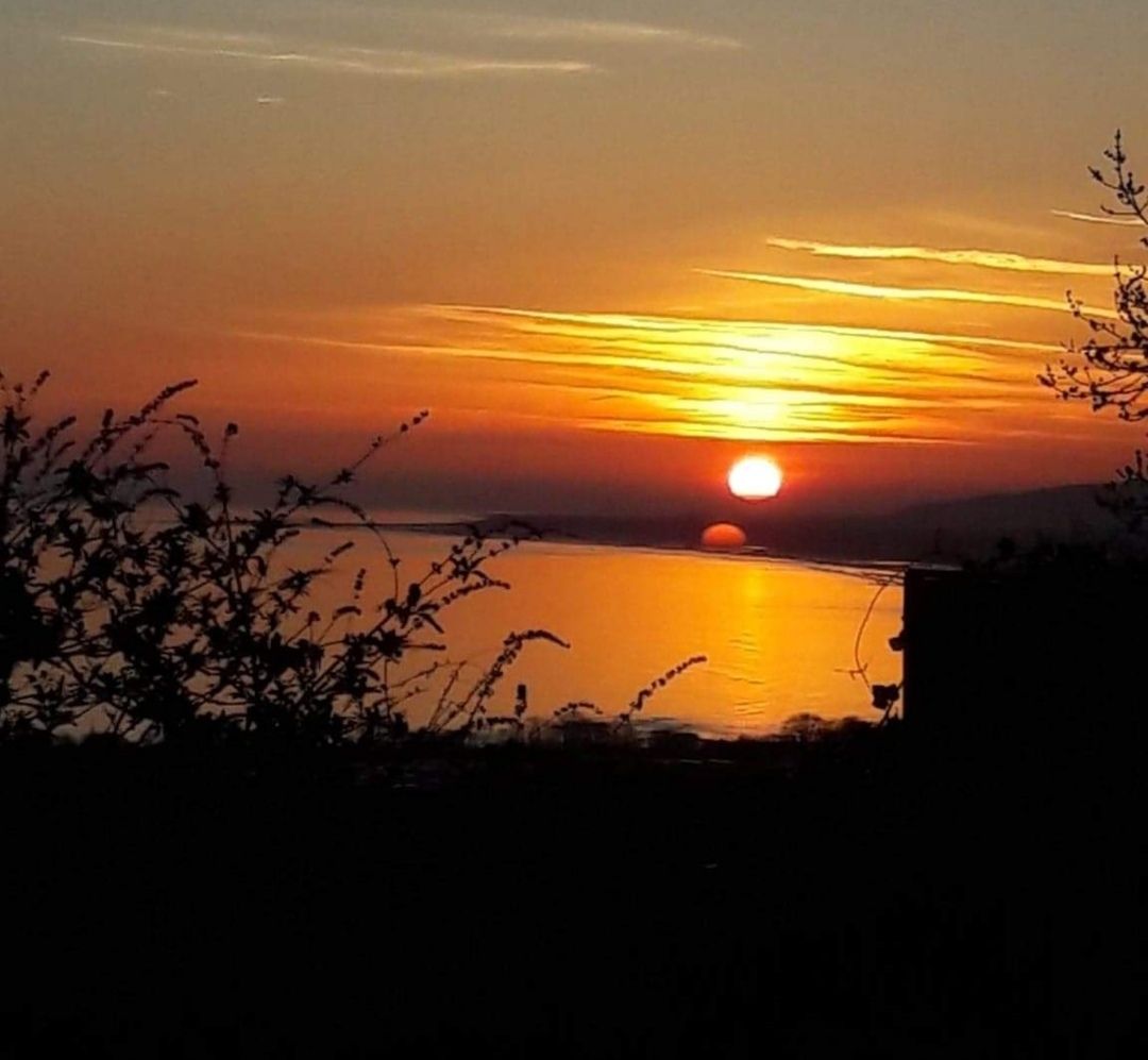 Window-view-sunset_1785338771833.jpg