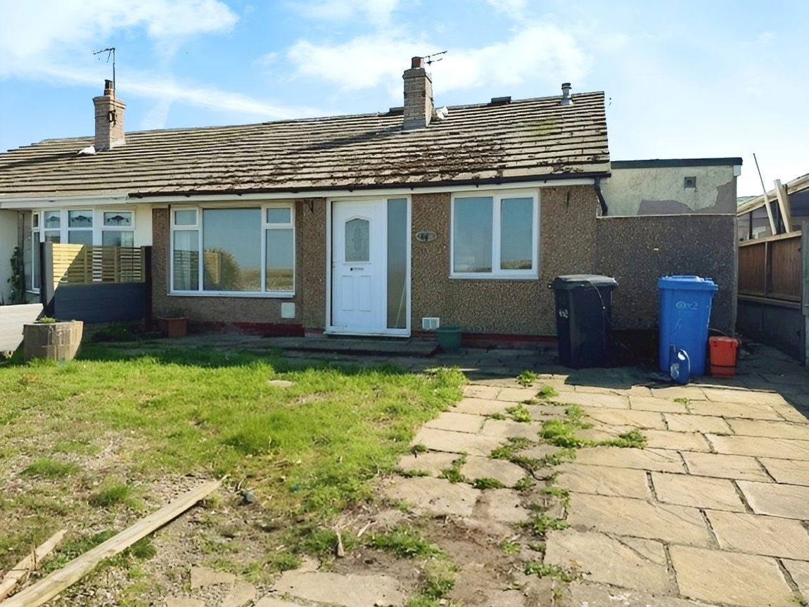 Marine Road East, Prestatyn, Denbighshire LL19 7HS