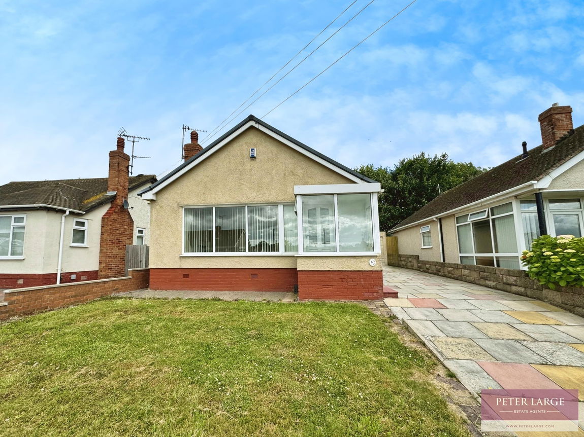 6 Plas Road, Rhy, LL18 4HT