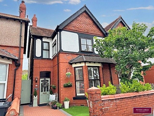 10 Gorphwysfa Avenue, Prestatyn LL19 7SL