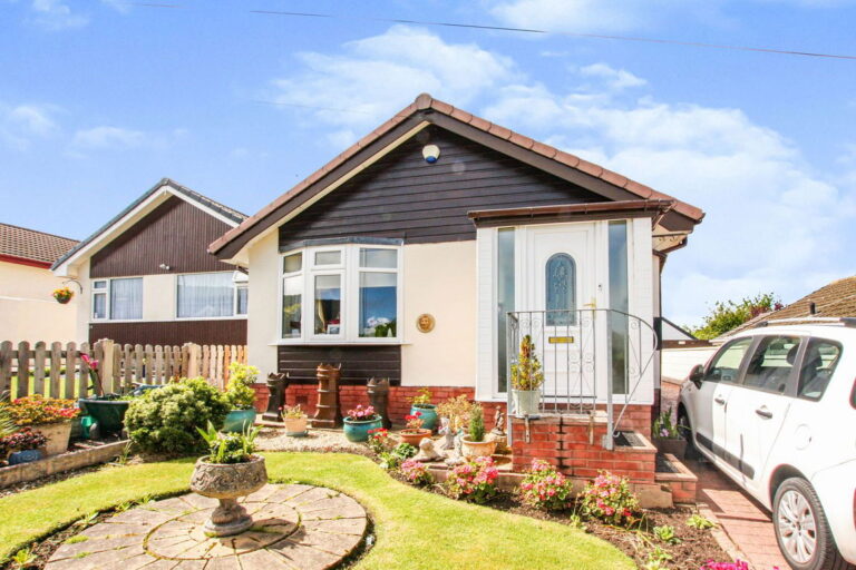 Ffordd Gwilym, Meliden, Denbighshire Image