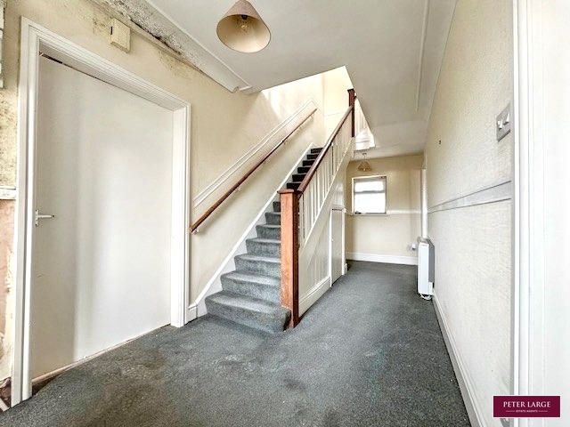 hallway_1788537823737.jpg