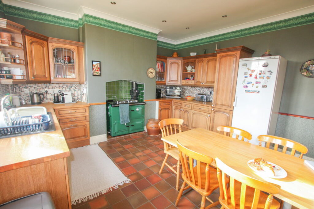 Victoria Road, Prestatyn, Denbighshire LL19 7SR