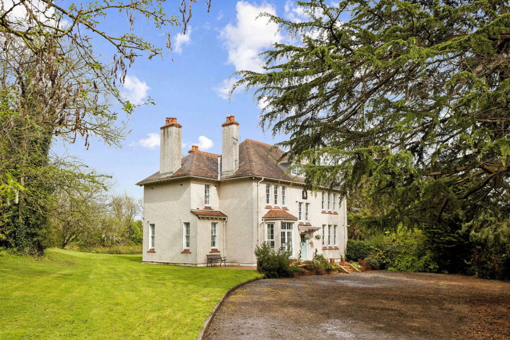 Property Image 0