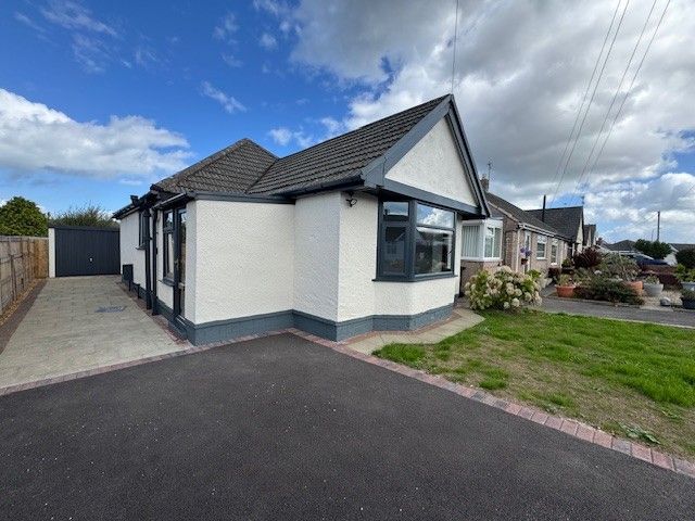 Penley Avenue, Prestatyn, Denbighshire LL19 7RT