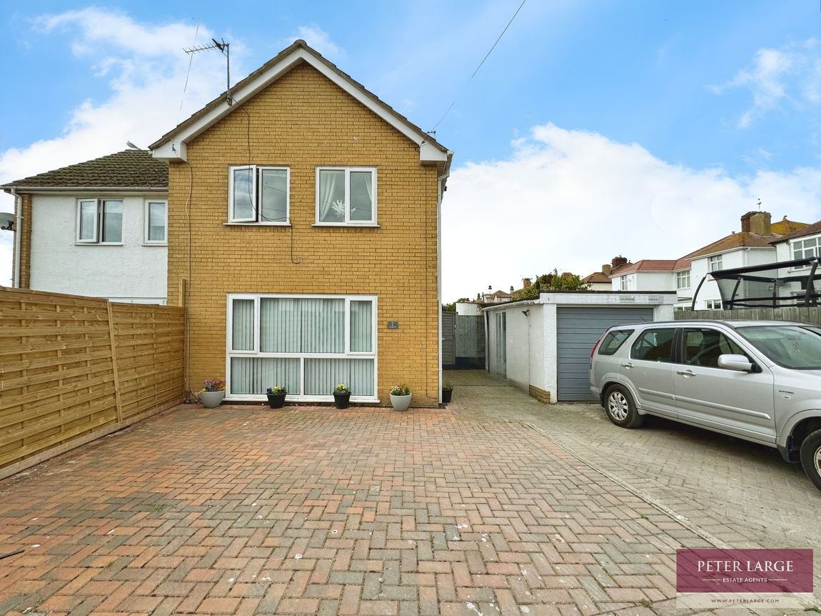 1 Cae Uchaf, Rhyl, Denbighshire LL18 3TS