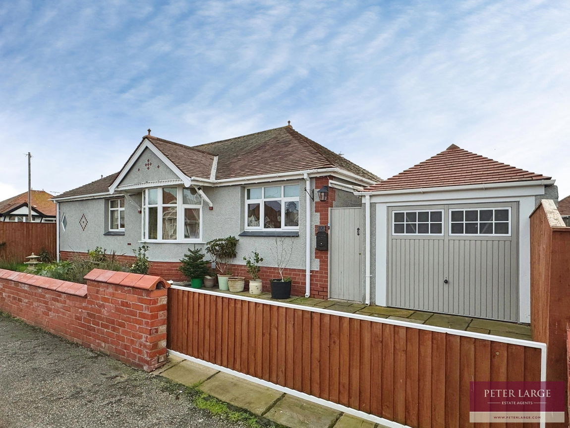 12 Bryn Avenue, Rhyl, LL18 4BG