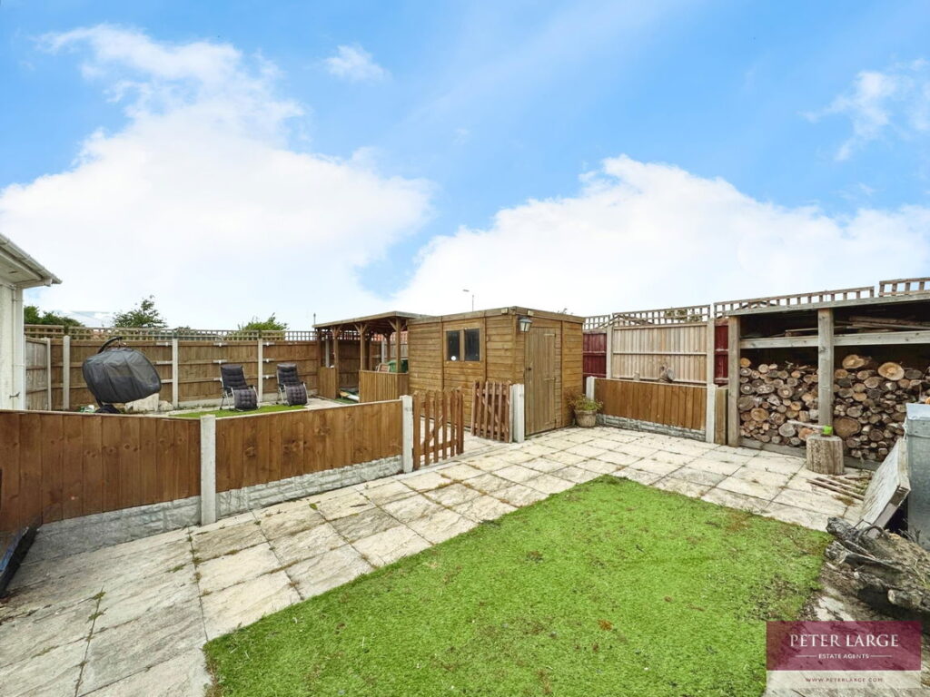 9 Pinetree Walk, Rhyl, LL18 3SB