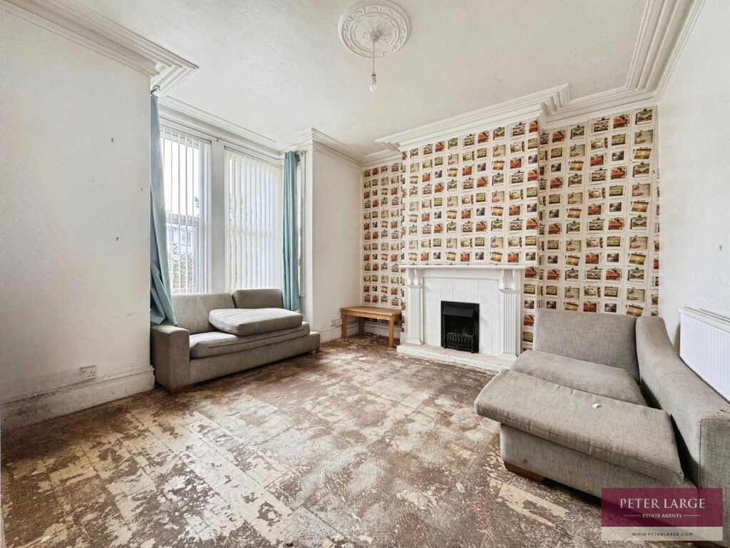 25 Grange Road, Rhyl, LL18 4RD